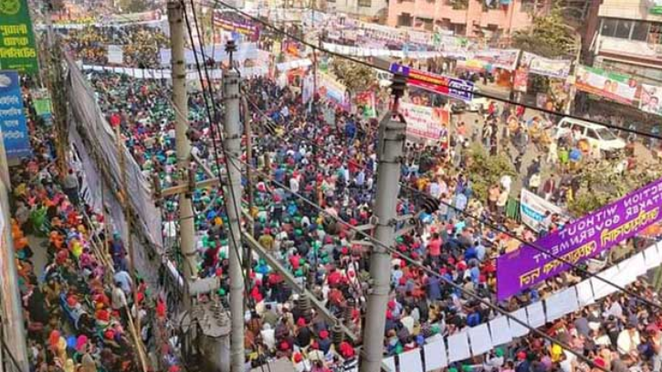 গণ-অবস্থান কর্মসূচিতে স্লোগানে-স্লোগানে উত্তাল নয়াপল্টন এলাকা গণ-অবস্থান কর্মসূচিতে স্লোগানে-স্লোগানে উত্তাল নয়াপল্টন এলাকা